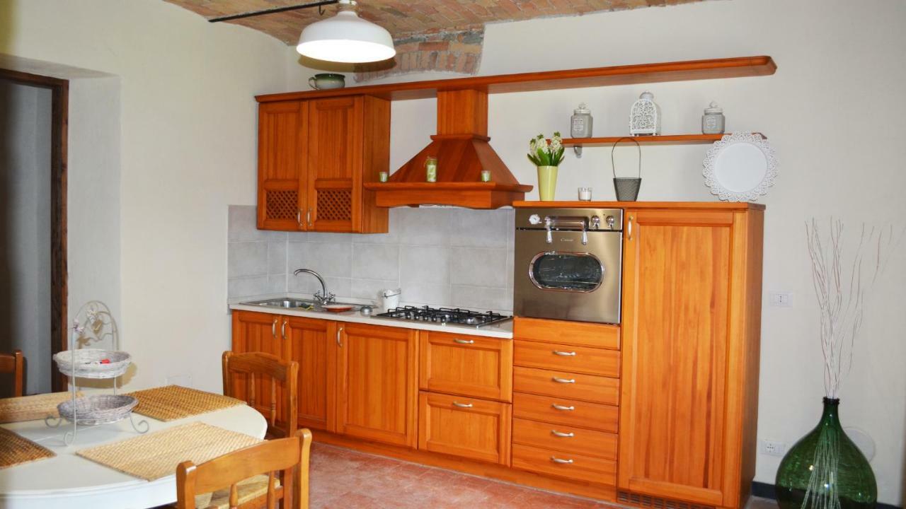 Agriturismo "Veritas" Bed & Wine Casaleggio Boiro Esterno foto